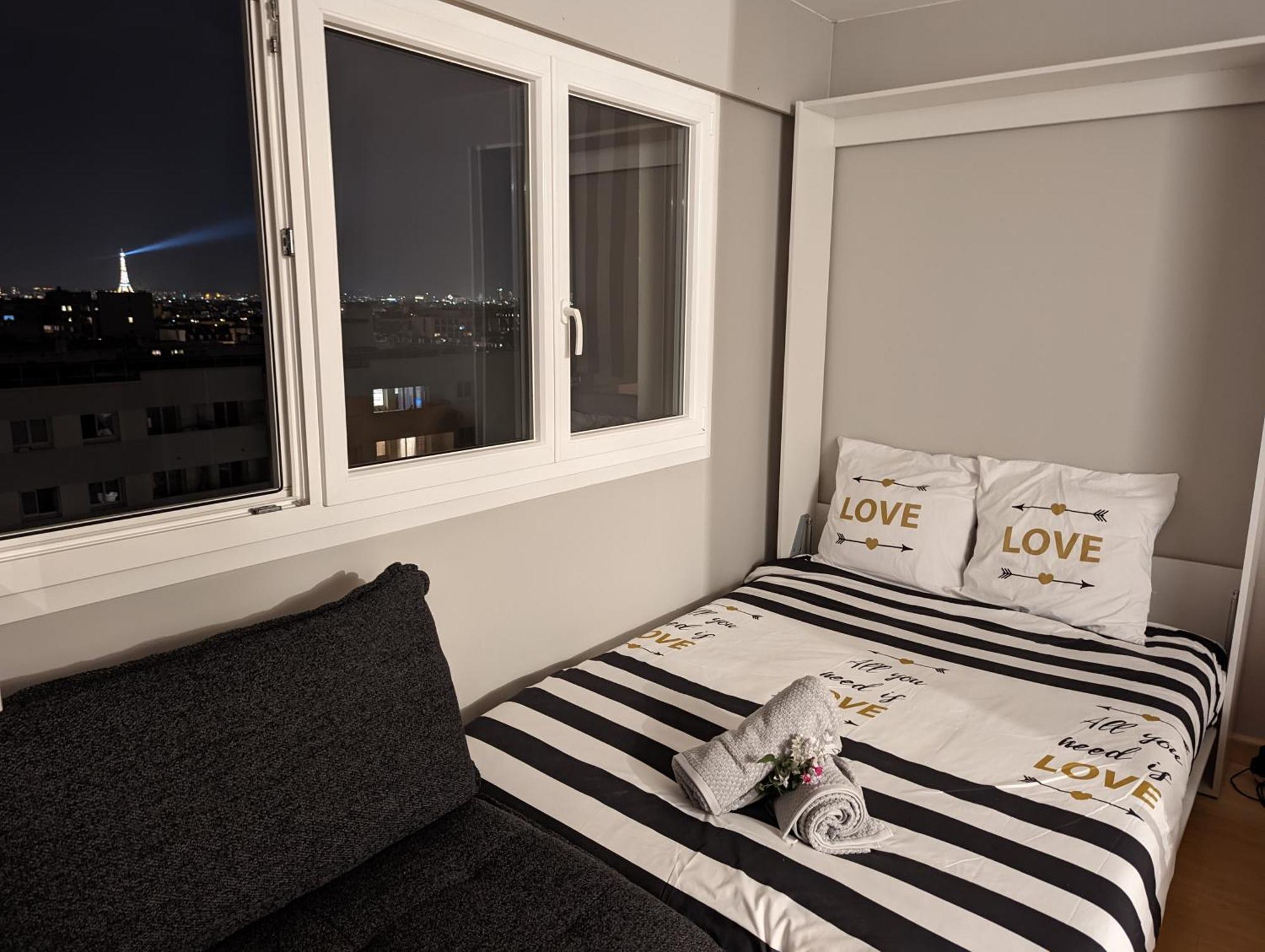 Charming Studio With Eiffel View باريس المظهر الخارجي الصورة